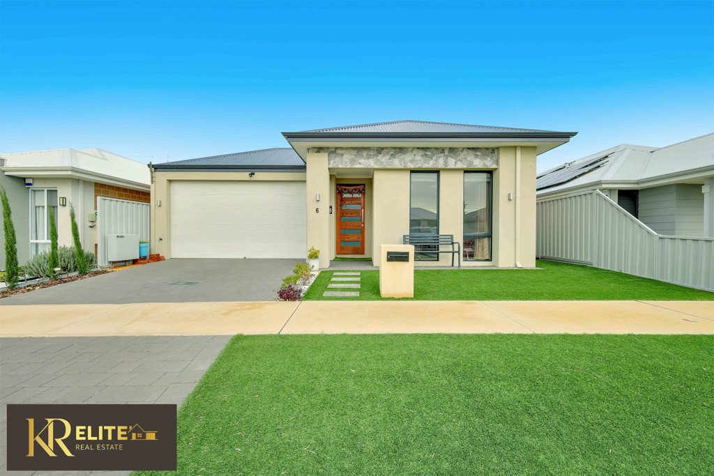 Luxury Home Designed for Modern Family Living